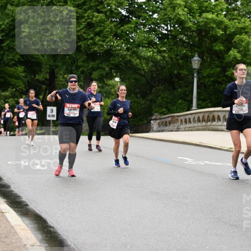14.06.2026 - REWE Women's Run Dr. Thomas Lammeyer http://msf.ph/oto/9765046 14.06.2026 09:40:07 Laufen 3, 10372, 10526 meine-sportfotos.de
