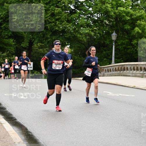 14.06.2026 - REWE Women's Run Dr. Thomas Lammeyer http://msf.ph/oto/9765049 14.06.2026 09:40:08 Laufen 10372, 10526 meine-sportfotos.de