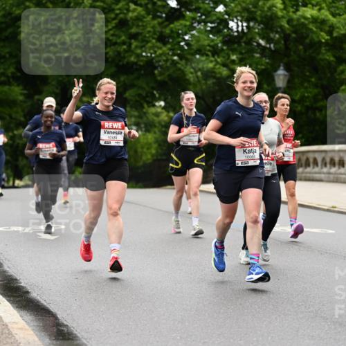 14.06.2026 - REWE Women's Run Dr. Thomas Lammeyer http://msf.ph/oto/9765192 14.06.2026 09:40:19 Laufen 10154, 8, 10066 meine-sportfotos.de