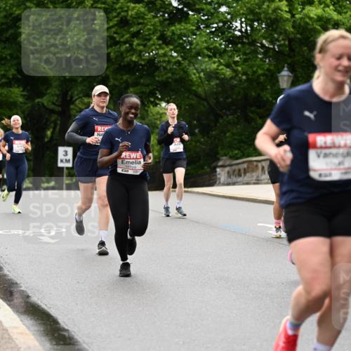 14.06.2026 - REWE Women's Run Dr. Thomas Lammeyer http://msf.ph/oto/9765216 14.06.2026 09:40:20 Laufen 3, 10129, 7 meine-sportfotos.de
