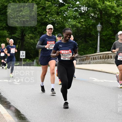 14.06.2026 - REWE Women's Run Dr. Thomas Lammeyer http://msf.ph/oto/9765226 14.06.2026 09:40:21 Laufen 10231, 51, 10129, 10662 meine-sportfotos.de