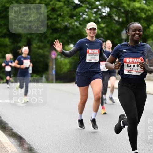 14.06.2026 - REWE Women's Run Dr. Thomas Lammeyer http://msf.ph/oto/9765239 14.06.2026 09:40:22 Laufen 10231, 10129 meine-sportfotos.de