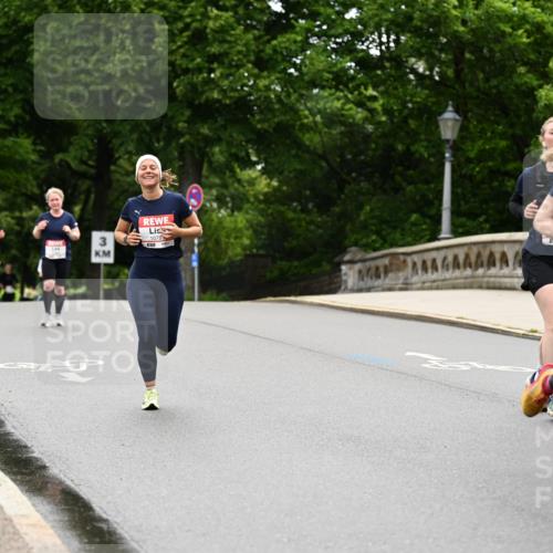14.06.2026 - REWE Women's Run Dr. Thomas Lammeyer http://msf.ph/oto/9765250 14.06.2026 09:40:23 Laufen 3, 1078, 1138, 857 meine-sportfotos.de
