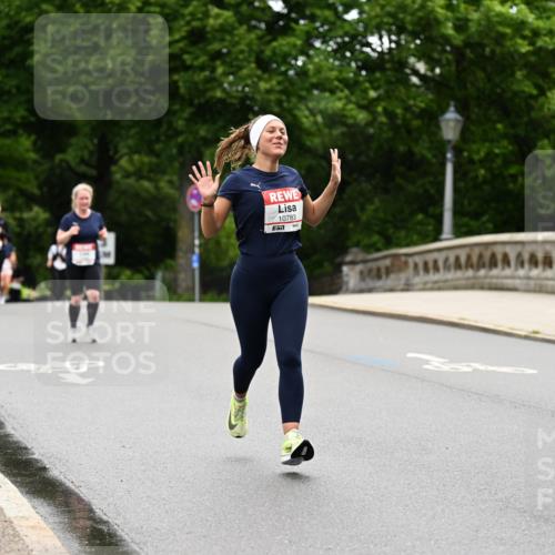 14.06.2026 - REWE Women's Run Dr. Thomas Lammeyer http://msf.ph/oto/9765267 14.06.2026 09:40:24 Laufen 10783, 7 meine-sportfotos.de