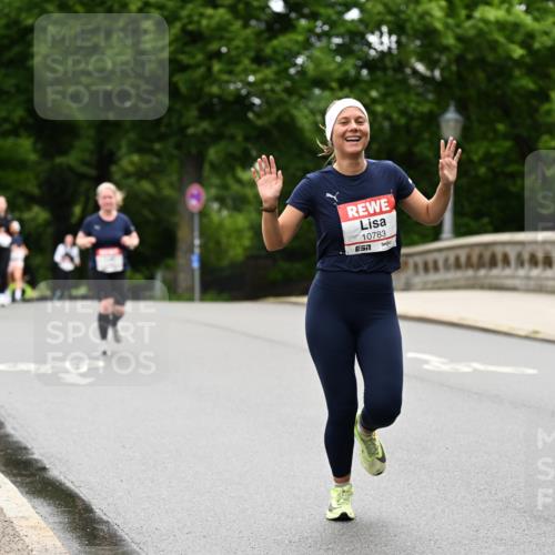 14.06.2026 - REWE Women's Run Dr. Thomas Lammeyer http://msf.ph/oto/9765277 14.06.2026 09:40:24 Laufen 10783, 7 meine-sportfotos.de
