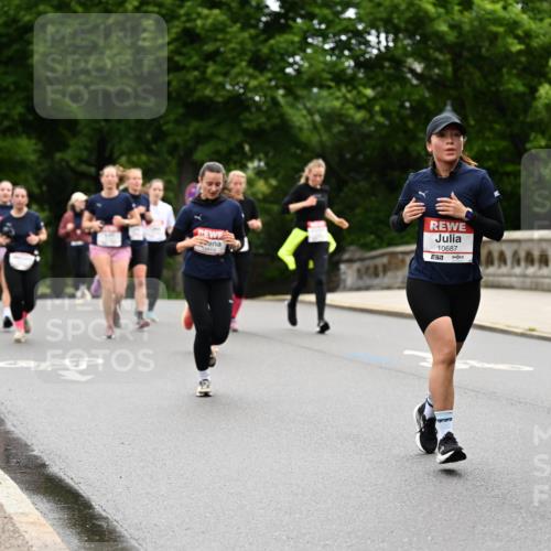 14.06.2026 - REWE Women's Run Dr. Thomas Lammeyer http://msf.ph/oto/9765453 14.06.2026 09:40:36 Laufen 10687, 7 meine-sportfotos.de