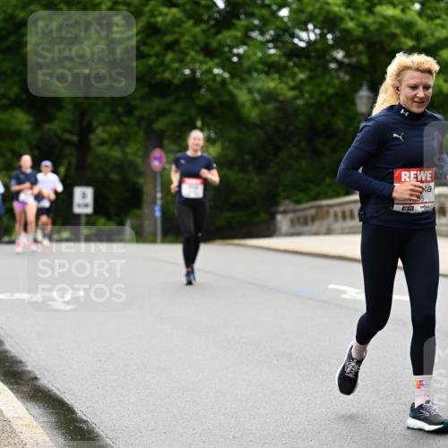 14.06.2026 - REWE Women's Run Dr. Thomas Lammeyer http://msf.ph/oto/9765564 14.06.2026 09:40:43 Laufen 7 meine-sportfotos.de