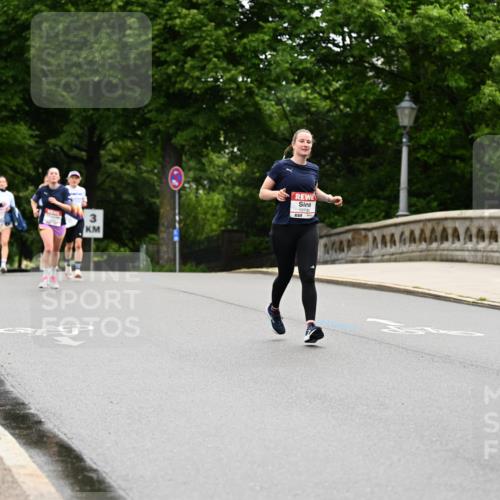 14.06.2026 - REWE Women's Run Dr. Thomas Lammeyer http://msf.ph/oto/9765579 14.06.2026 09:40:44 Laufen 3, 10745 meine-sportfotos.de