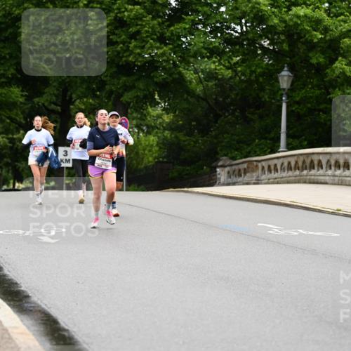14.06.2026 - REWE Women's Run Dr. Thomas Lammeyer http://msf.ph/oto/9765620 14.06.2026 09:40:47 Laufen 3, 10781 meine-sportfotos.de