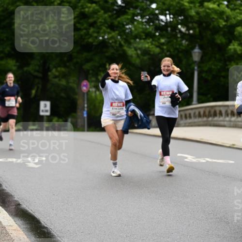 14.06.2026 - REWE Women's Run Dr. Thomas Lammeyer http://msf.ph/oto/9765668 14.06.2026 09:40:50 Laufen 10781, 7 meine-sportfotos.de