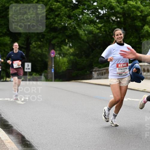 14.06.2026 - REWE Women's Run Dr. Thomas Lammeyer http://msf.ph/oto/9765683 14.06.2026 09:40:51 Laufen 11499, 11368 meine-sportfotos.de