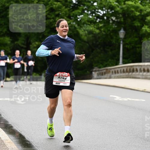 14.06.2026 - REWE Women's Run Dr. Thomas Lammeyer http://msf.ph/oto/9765743 14.06.2026 09:40:56 Laufen 10098 meine-sportfotos.de