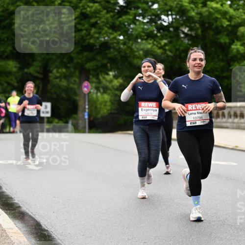 14.06.2026 - REWE Women's Run Dr. Thomas Lammeyer http://msf.ph/oto/9765805 14.06.2026 09:41:01 Laufen 10816, 57, 10796, 57 meine-sportfotos.de