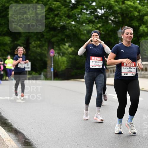 14.06.2026 - REWE Women's Run Dr. Thomas Lammeyer http://msf.ph/oto/9765806 14.06.2026 09:41:01 Laufen 10816, 57, 10796, 7 meine-sportfotos.de