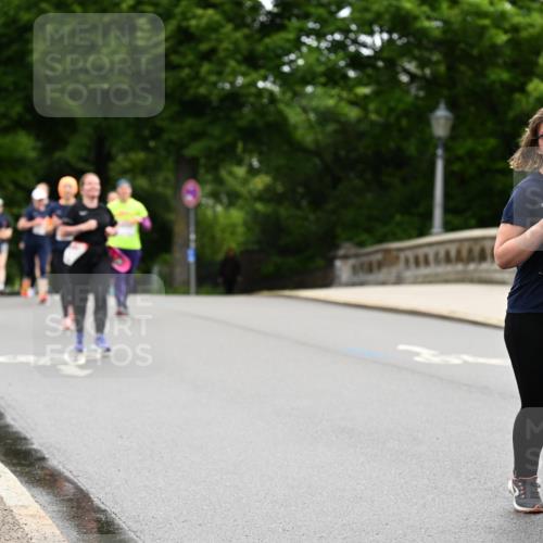 14.06.2026 - REWE Women's Run Dr. Thomas Lammeyer http://msf.ph/oto/9765848 14.06.2026 09:41:04 Laufen 10399, 7 meine-sportfotos.de