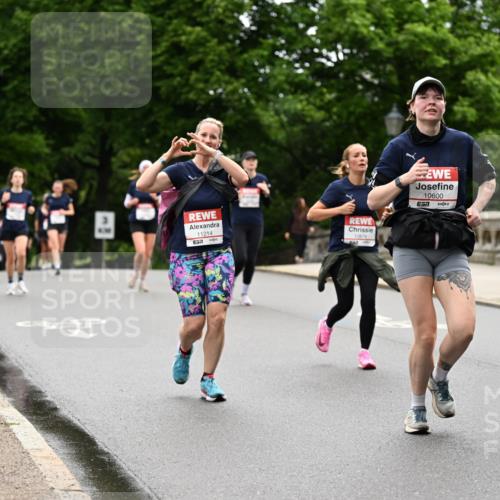 14.06.2026 - REWE Women's Run Dr. Thomas Lammeyer http://msf.ph/oto/9765962 14.06.2026 09:41:14 Laufen 11214, 57, 10874, 10600 meine-sportfotos.de