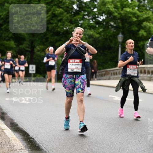 14.06.2026 - REWE Women's Run Dr. Thomas Lammeyer http://msf.ph/oto/9765966 14.06.2026 09:41:14 Laufen 11214, 57, 10874, 10600 meine-sportfotos.de