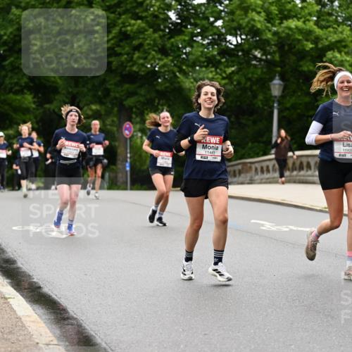 14.06.2026 - REWE Women's Run Dr. Thomas Lammeyer http://msf.ph/oto/9766001 14.06.2026 09:41:18 Laufen 11443, 7, 11409, 7 meine-sportfotos.de