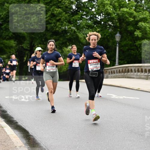 14.06.2026 - REWE Women's Run Dr. Thomas Lammeyer http://msf.ph/oto/9766068 14.06.2026 09:41:23 Laufen 57, 11302, 10358 meine-sportfotos.de