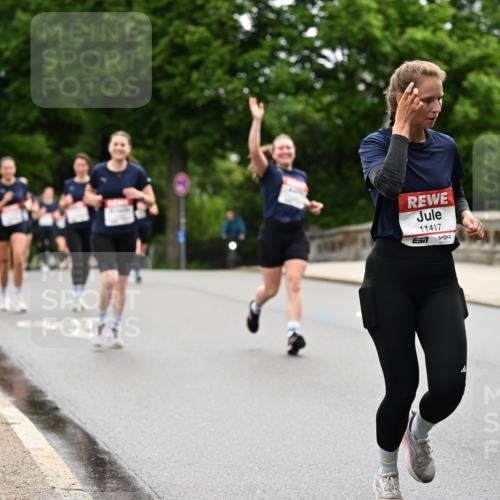 14.06.2026 - REWE Women's Run Dr. Thomas Lammeyer http://msf.ph/oto/9766151 14.06.2026 09:41:29 Laufen 11417, 7, 11423 meine-sportfotos.de