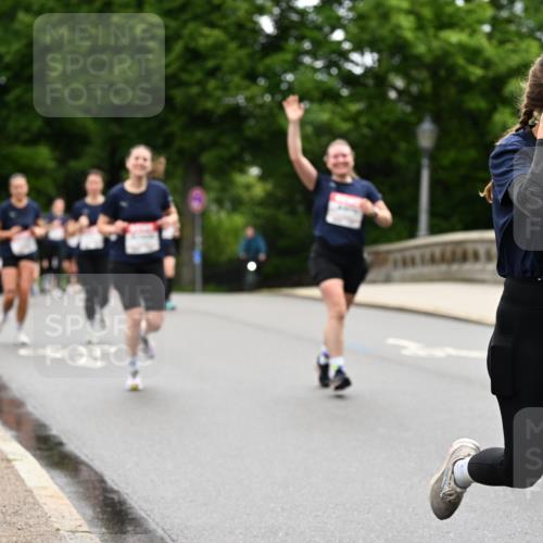 14.06.2026 - REWE Women's Run Dr. Thomas Lammeyer http://msf.ph/oto/9766156 14.06.2026 09:41:30 Laufen 11417 meine-sportfotos.de