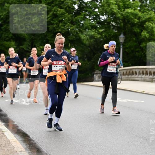 14.06.2026 - REWE Women's Run Dr. Thomas Lammeyer http://msf.ph/oto/9766230 14.06.2026 09:41:35 Laufen 11415, 11383 meine-sportfotos.de