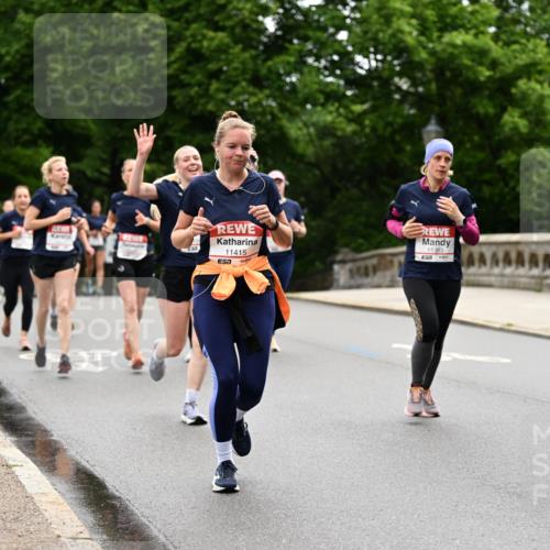 14.06.2026 - REWE Women's Run Dr. Thomas Lammeyer http://msf.ph/oto/9766234 14.06.2026 09:41:35 Laufen 11415, 7, 11383, 444 meine-sportfotos.de