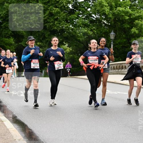 14.06.2026 - REWE Women's Run Dr. Thomas Lammeyer http://msf.ph/oto/9766317 14.06.2026 09:41:42 Laufen 10740, 57, 11344, 10018, 10547 meine-sportfotos.de