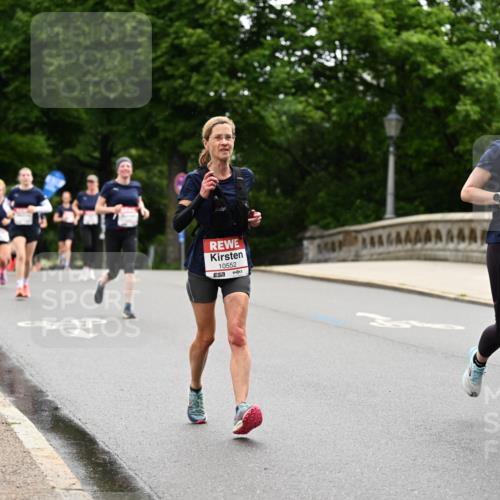 14.06.2026 - REWE Women's Run Dr. Thomas Lammeyer http://msf.ph/oto/9766510 14.06.2026 09:41:57 Laufen 10552, 57, 10378, 57 meine-sportfotos.de