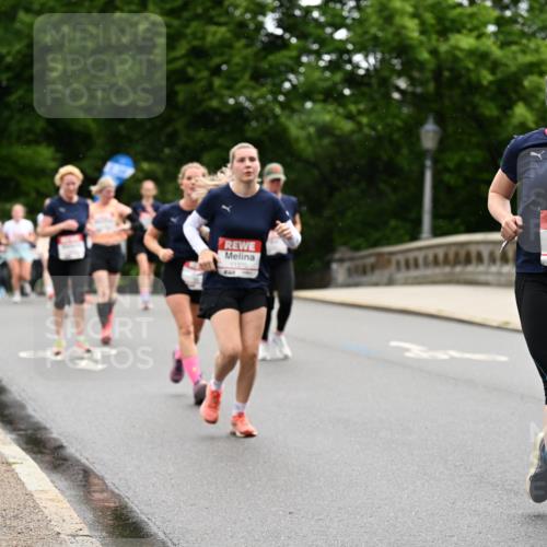 14.06.2026 - REWE Women's Run Dr. Thomas Lammeyer http://msf.ph/oto/9766566 14.06.2026 09:42:01 Laufen 11370, 10423, 51 meine-sportfotos.de