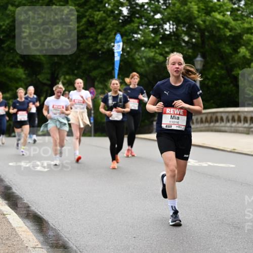 14.06.2026 - REWE Women's Run Dr. Thomas Lammeyer http://msf.ph/oto/9766625 14.06.2026 09:42:06 Laufen 11016, 7, 10377, 7 meine-sportfotos.de