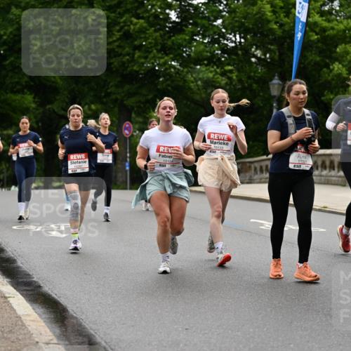 14.06.2026 - REWE Women's Run Dr. Thomas Lammeyer http://msf.ph/oto/9766658 14.06.2026 09:42:09 Laufen 10134, 10133, 10287, 57, 11501, 10802 meine-sportfotos.de