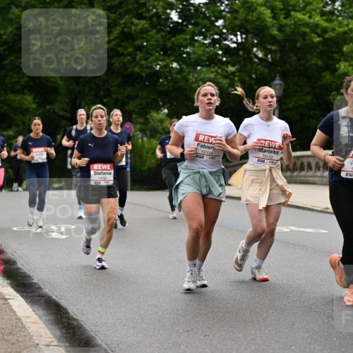 14.06.2026 - REWE Women's Run Dr. Thomas Lammeyer http://msf.ph/oto/9766667 14.06.2026 09:42:09 Laufen 10287, 10134, 10133, 11501, 7 meine-sportfotos.de