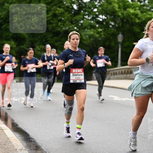 14.06.2026 - REWE Women's Run Dr. Thomas Lammeyer http://msf.ph/oto/9766684 14.06.2026 09:42:10 Laufen 10287, 10134, 57, 10133 meine-sportfotos.de