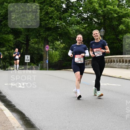14.06.2026 - REWE Women's Run Dr. Thomas Lammeyer http://msf.ph/oto/9766778 14.06.2026 09:42:19 Laufen 000, 10960, 10934 meine-sportfotos.de