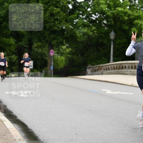 14.06.2026 - REWE Women's Run Dr. Thomas Lammeyer http://msf.ph/oto/9766799 14.06.2026 09:42:20 Laufen 10934, 7 meine-sportfotos.de