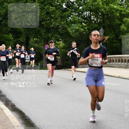 14.06.2026 - REWE Women's Run Dr. Thomas Lammeyer http://msf.ph/oto/9767019 14.06.2026 09:42:39 Laufen 11100, 3, 10659 meine-sportfotos.de