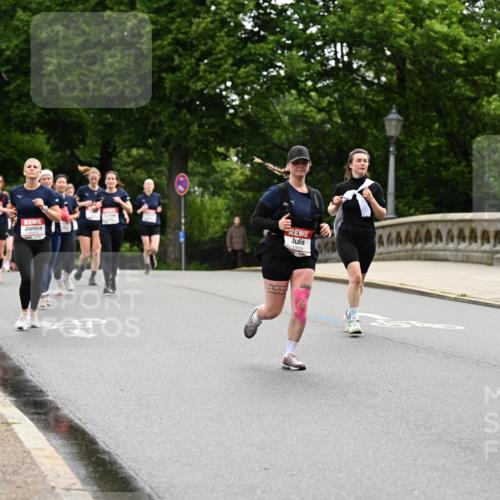 14.06.2026 - REWE Women's Run Dr. Thomas Lammeyer http://msf.ph/oto/9767037 14.06.2026 09:42:40 Laufen 10659, 1999 meine-sportfotos.de