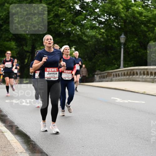 14.06.2026 - REWE Women's Run Dr. Thomas Lammeyer http://msf.ph/oto/9767078 14.06.2026 09:42:43 Laufen 11479, 11533, 7424 meine-sportfotos.de