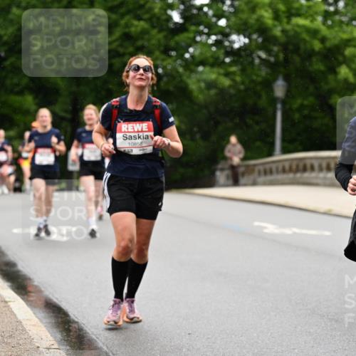 14.06.2026 - REWE Women's Run Dr. Thomas Lammeyer http://msf.ph/oto/9767123 14.06.2026 09:42:47 Laufen 10858, 657, 10901 meine-sportfotos.de