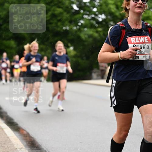 14.06.2026 - REWE Women's Run Dr. Thomas Lammeyer http://msf.ph/oto/9767134 14.06.2026 09:42:48 Laufen 57, 0858 meine-sportfotos.de