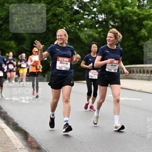 14.06.2026 - REWE Women's Run Dr. Thomas Lammeyer http://msf.ph/oto/9767145 14.06.2026 09:42:50 Laufen 10054, 7, 10056 meine-sportfotos.de