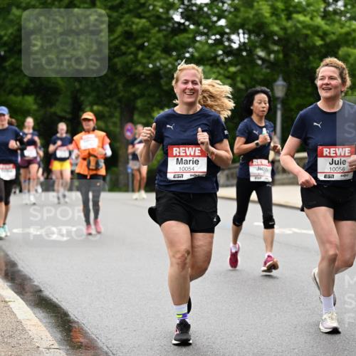 14.06.2026 - REWE Women's Run Dr. Thomas Lammeyer http://msf.ph/oto/9767148 14.06.2026 09:42:50 Laufen 10054, 10056, 7 meine-sportfotos.de