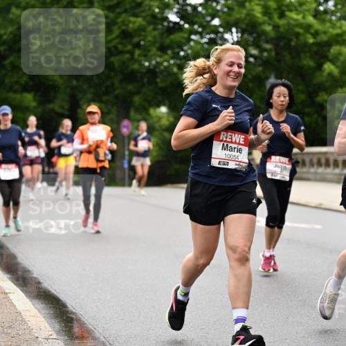 14.06.2026 - REWE Women's Run Dr. Thomas Lammeyer http://msf.ph/oto/9767151 14.06.2026 09:42:50 Laufen 10054, 10056 meine-sportfotos.de