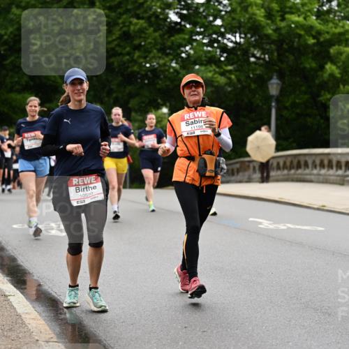14.06.2026 - REWE Women's Run Dr. Thomas Lammeyer http://msf.ph/oto/9767173 14.06.2026 09:42:53 Laufen 10590, 57, 11198, 51 meine-sportfotos.de