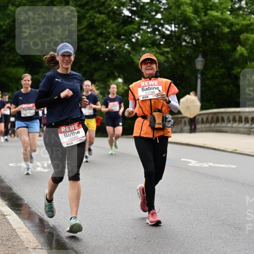14.06.2026 - REWE Women's Run Dr. Thomas Lammeyer http://msf.ph/oto/9767174 14.06.2026 09:42:53 Laufen 10590, 11198 meine-sportfotos.de