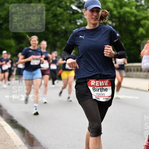 14.06.2026 - REWE Women's Run Dr. Thomas Lammeyer http://msf.ph/oto/9767180 14.06.2026 09:42:54 Laufen 10590, 657, 11198 meine-sportfotos.de