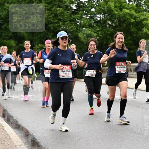 14.06.2026 - REWE Women's Run Dr. Thomas Lammeyer http://msf.ph/oto/9767256 14.06.2026 09:43:03 Laufen 10979, 10092, 1134, 7 meine-sportfotos.de