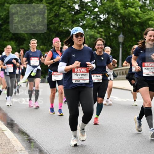 14.06.2026 - REWE Women's Run Dr. Thomas Lammeyer http://msf.ph/oto/9767261 14.06.2026 09:43:03 Laufen 10092, 11341, 7, 10979, 7, 57 meine-sportfotos.de