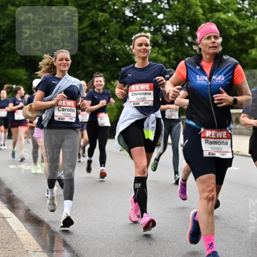 14.06.2026 - REWE Women's Run Dr. Thomas Lammeyer http://msf.ph/oto/9767278 14.06.2026 09:43:05 Laufen 10302, 340, 10405, 7, 10093, 10680 meine-sportfotos.de